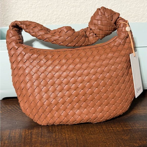 Quince Italian Leather Handwoven Mini Hobo Bag NWT - Picture 2 of 14